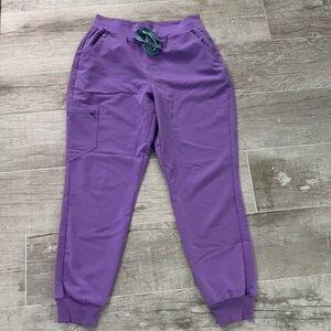 Figs Women’s Zamora Jogger Scrub Pants. Size M. Lavender. Unknown PO #